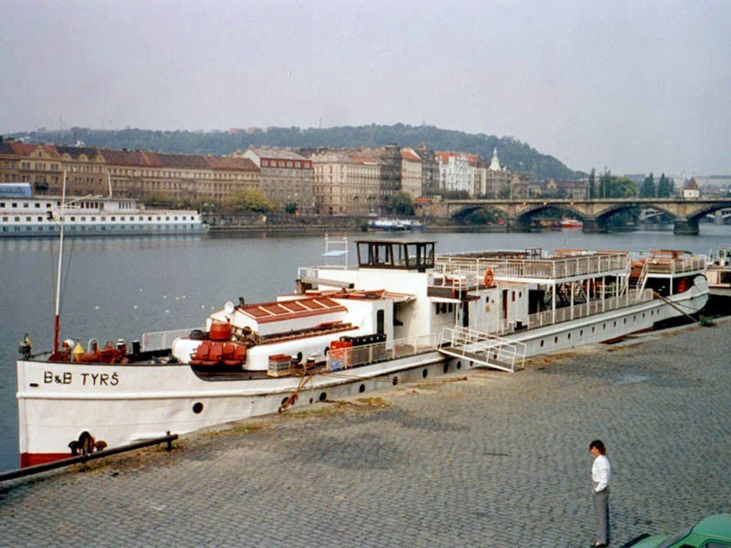 TYR - 24. z 1992 - Praha, Vto