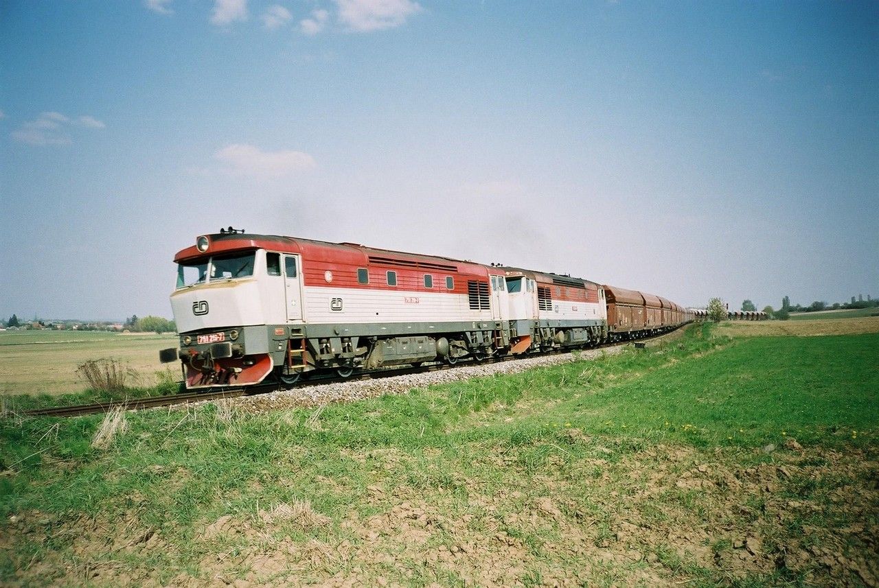 751.219+364 na vpenci pi jzd z Unhot do Kladna 5.5.2006