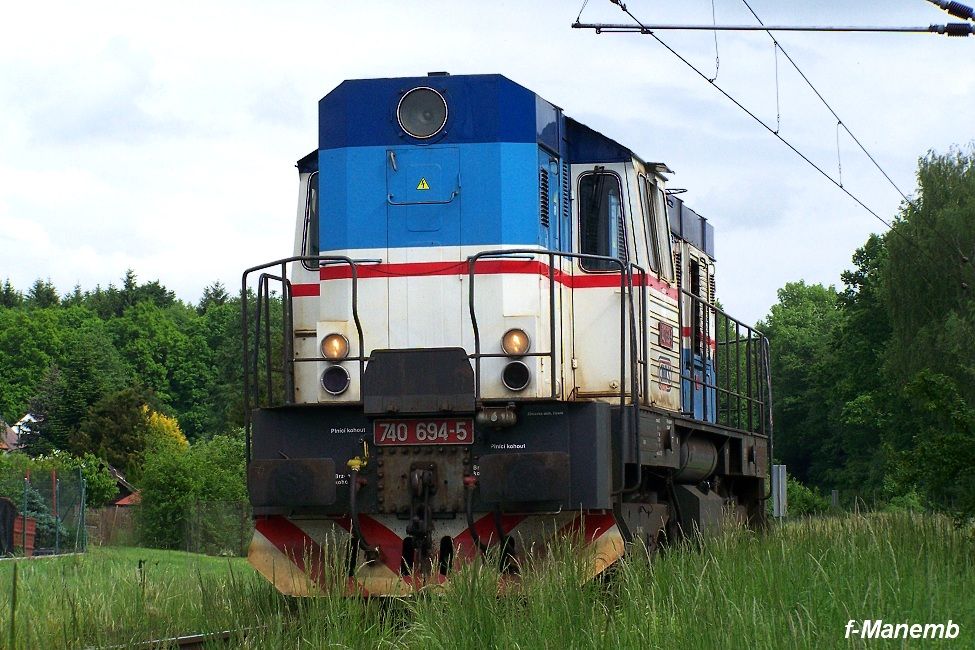 740 694 - 23.5.08 Tnit nad Orlic,na vjezdu od Letohradu