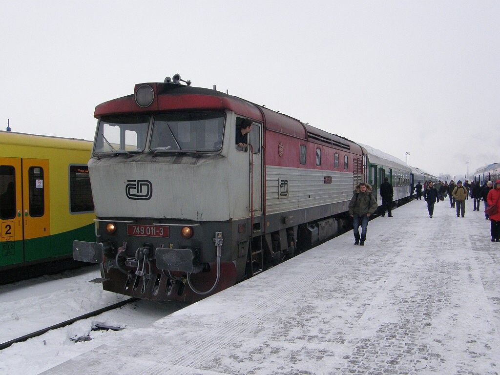 749-011 s R 1138 v Turnov 4.12.2010 foto-M.ich