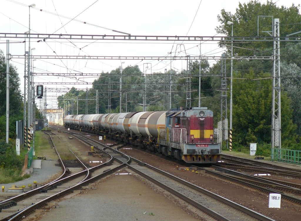 742 514-3+742 540-8 Huln(7.9.2010,foto-Ale Krka)