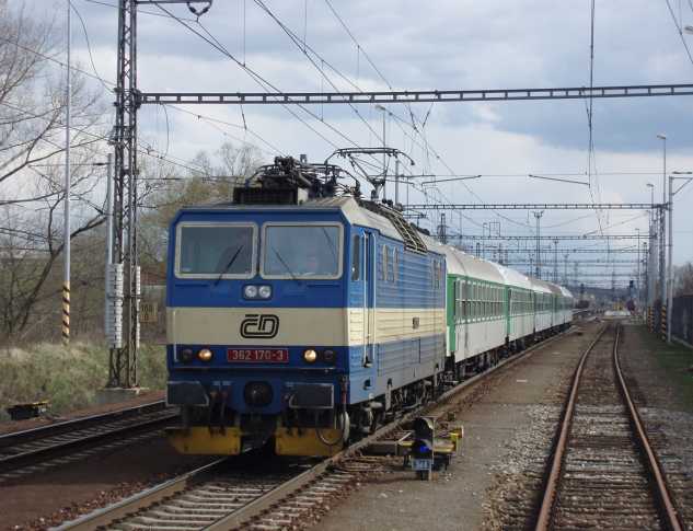 362 170-3 Huln(R 809,29.3.2008-foto:M.Nesrsta)