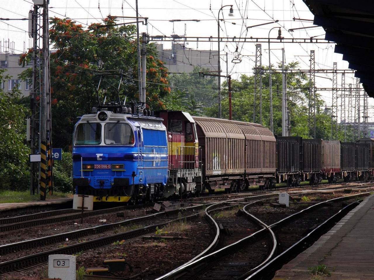 230.096 + 731.012