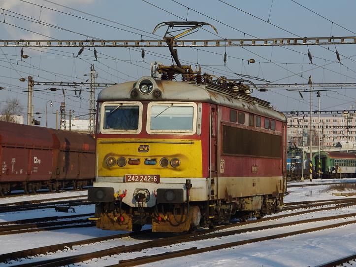 242.242 v Plzni 20.12.2009