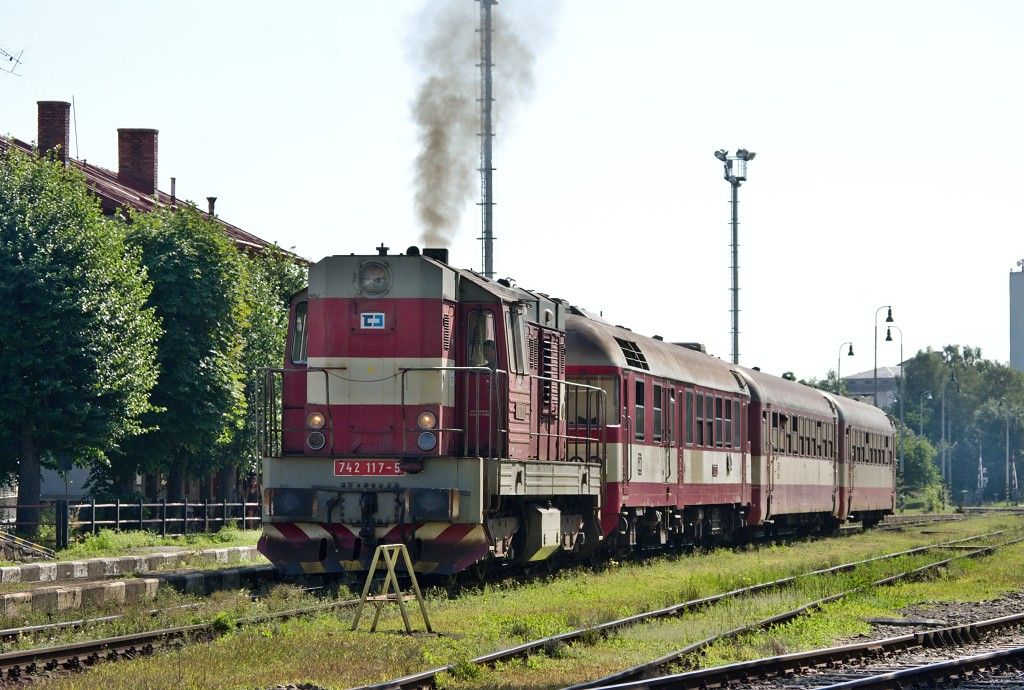 Zpozdeny R1183 - 7.8.2009 Chotebor - 742.117 + 854.025