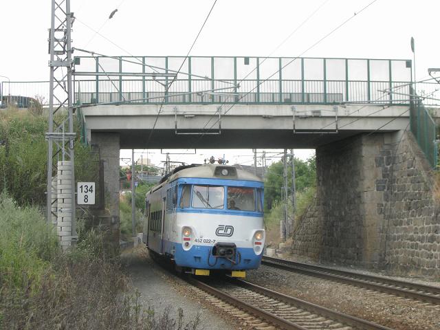 452 022 Beneov u P.