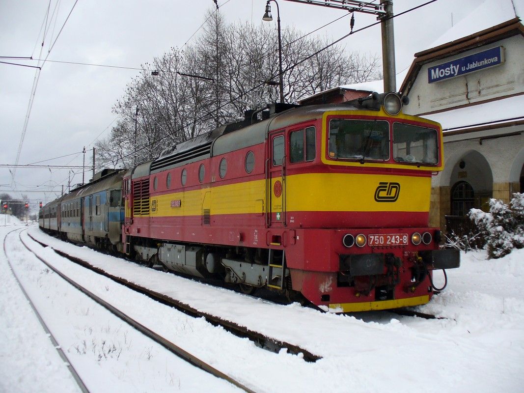 750 243+460 Os 2927 Mosty u Jablunkova 11.2.2009