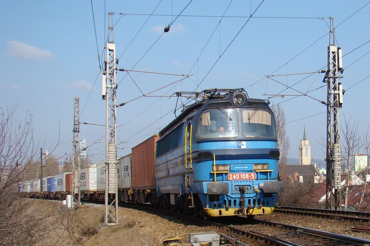 240 106 odb.ernovice dne 25.2.2011