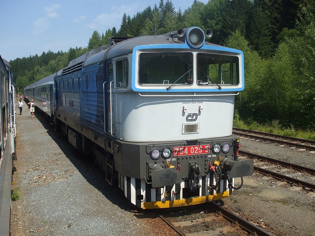 754 025 Os 7546 elezn Ruda-Albtn (24. 7. 2012)