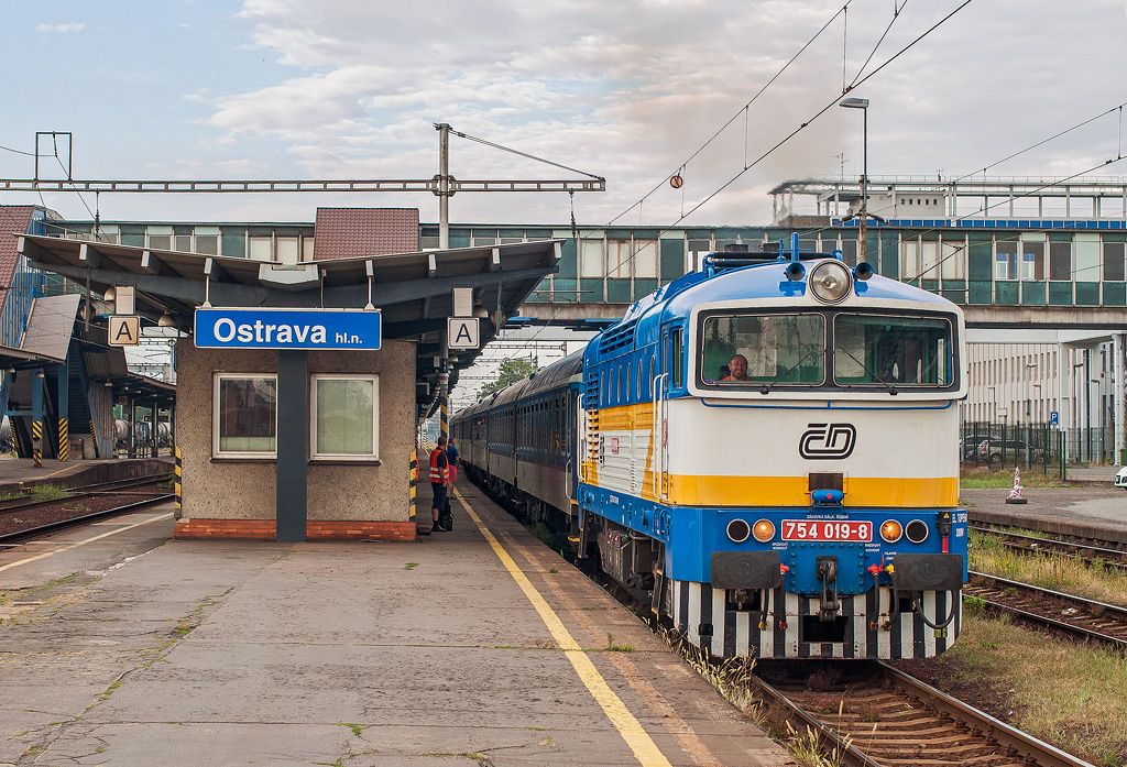 754.019, R 826, Ostrava hl.n.