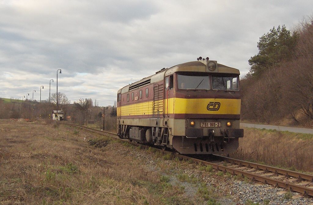 751 165,Olovnice-Zemchy