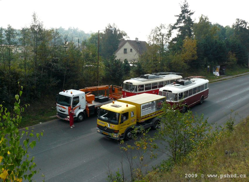 Rychlkov trolejbus na lince Jihlava - Pardubice pedjd mstn spoj :-)