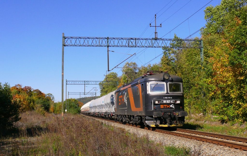 Krosnowice Kodzkie : 181 107-4 s vlakem dopravce Ciech Cargo v trase Inowroclaw  etenice