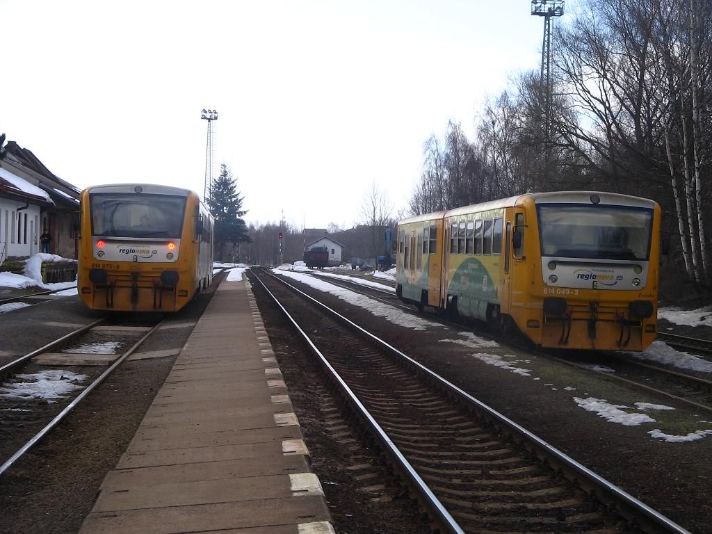 A tady ob regionovy v Hlinsku 814 075 je na Os 5307