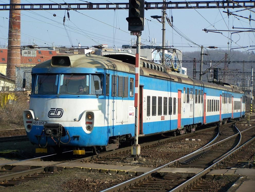 451 014/013 - Praha Vrovice - 26.2.2011.