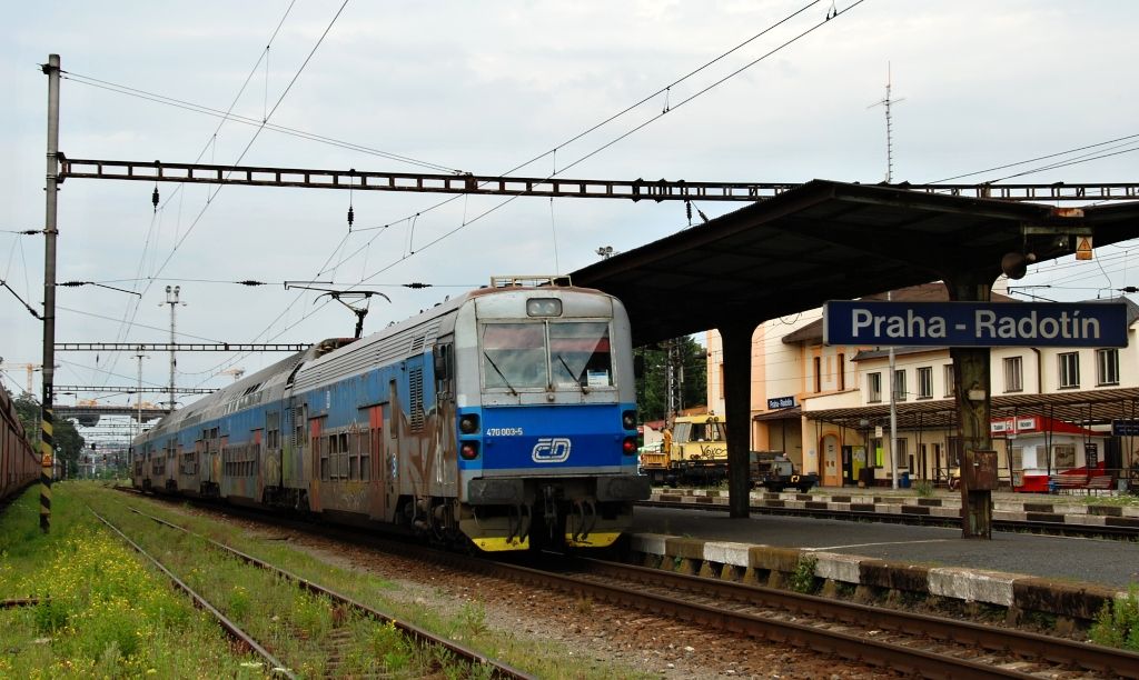 470.003/004 , Praha-Radotn , 14.7.2009 , Os 9975