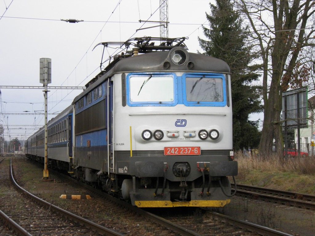 242 237-6, Petice, 24.12.2013