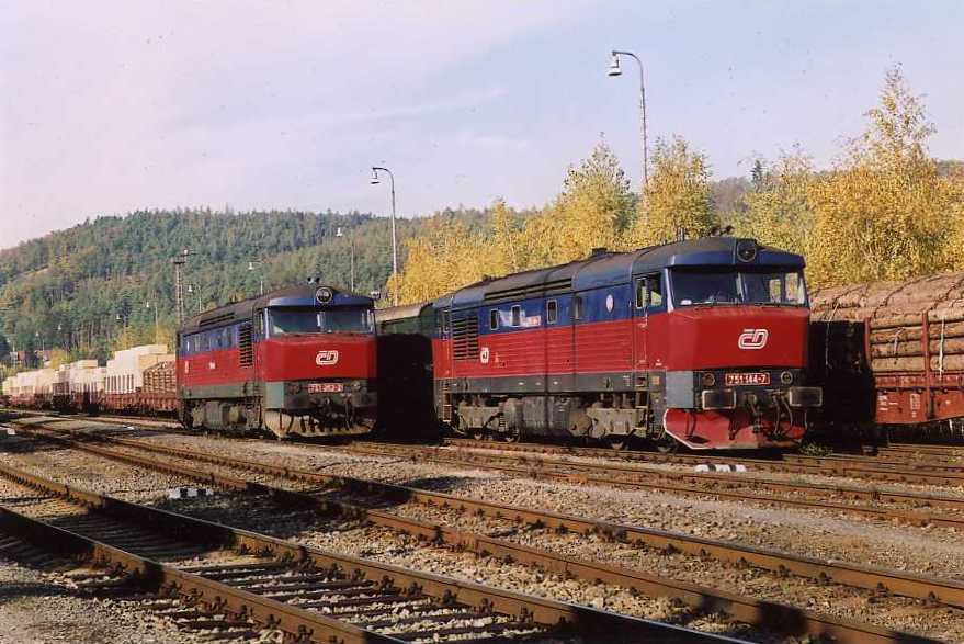 751 052 a 144