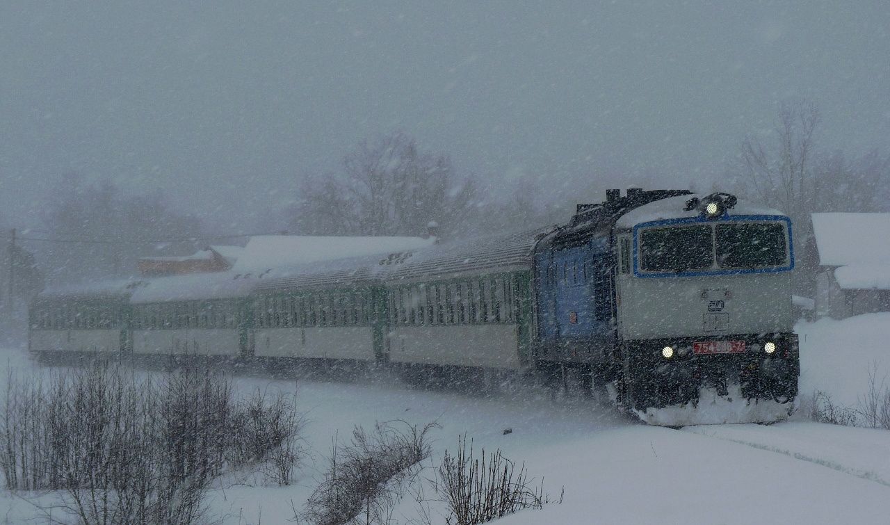 754.086, Kunice pod Ondejnkem, 17.2.2012, foto:Gauner Sudetsk