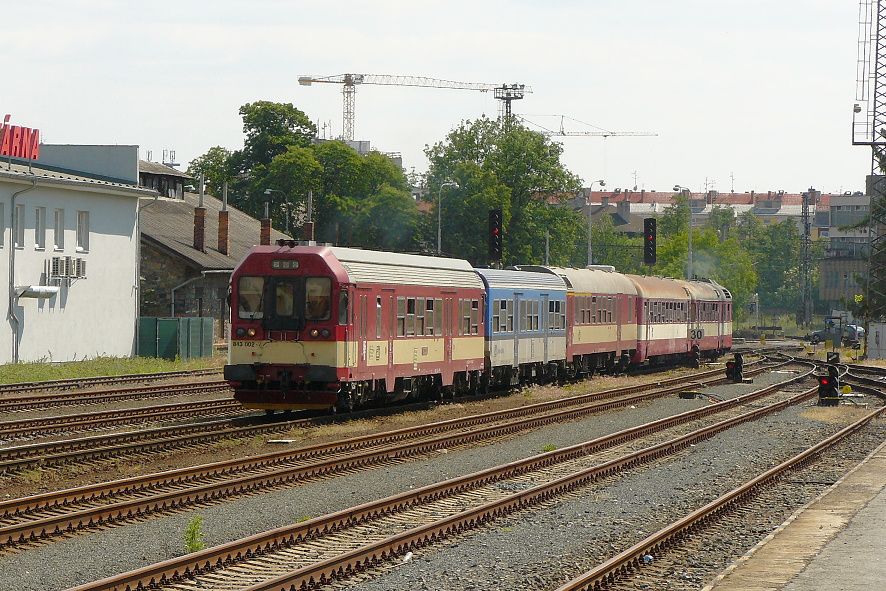 843.002-7vl, 851.028-1pk Olomouc R1127 25.5.2012