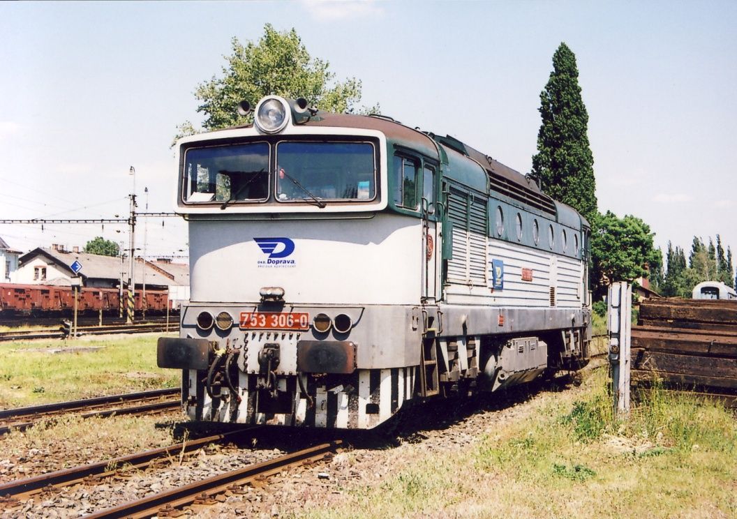 753 306-0 Olomouc(30.5.2004,foto-Michal Petrkovsk)