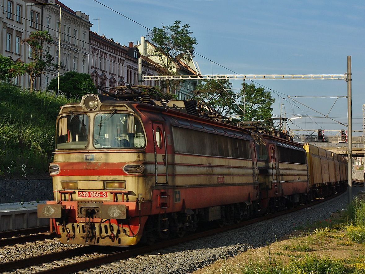Tra .170 Plze-jin pedmst  Cargo D 2 x240 1.ervna 2014