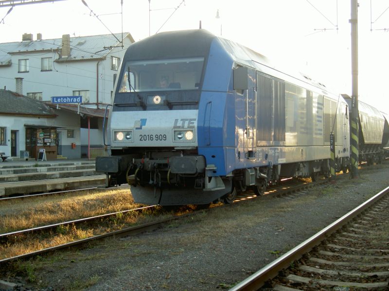 2016 909 na vlaku II.nsl 59520 v Letohrad
