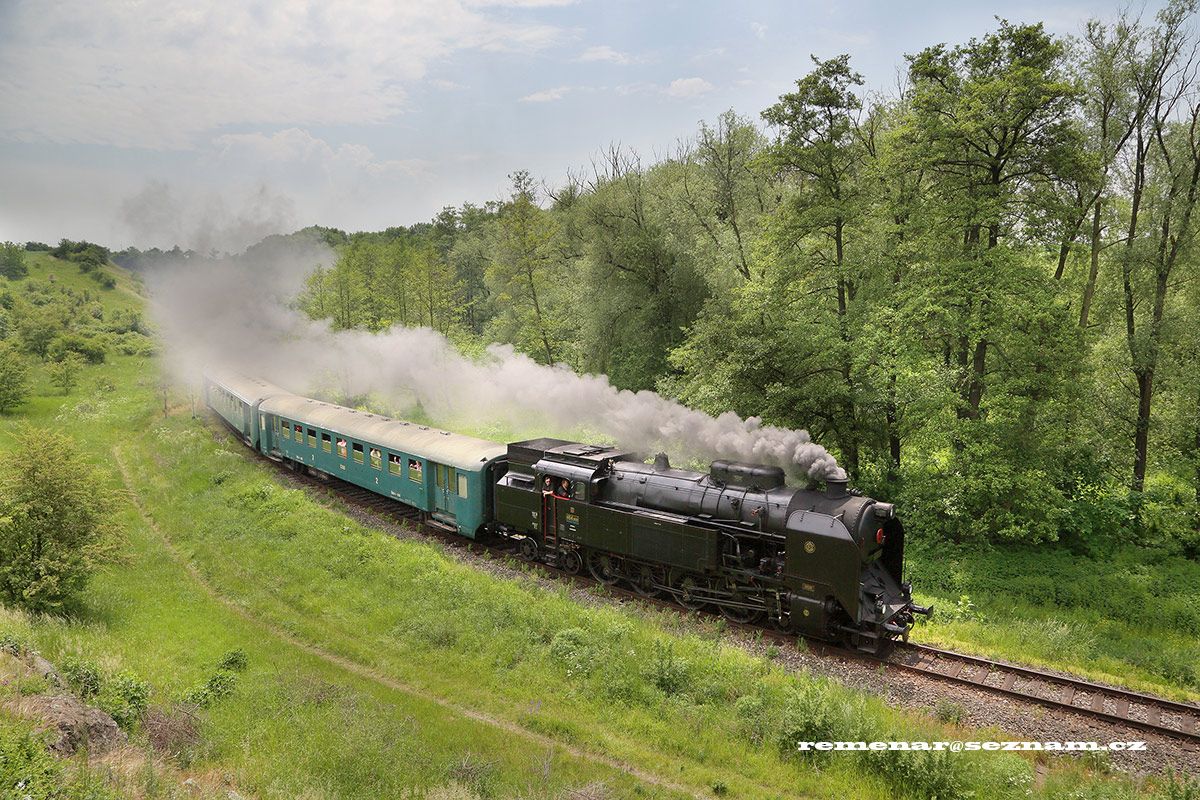 464.008  Vrbany - Chroustov 28.5.2016