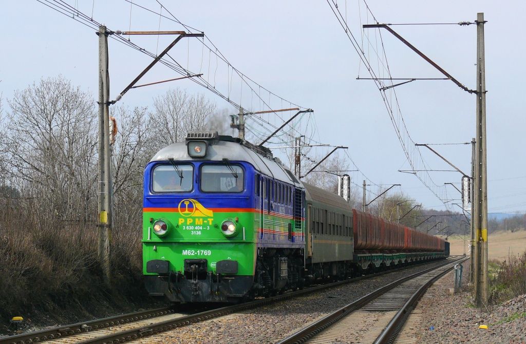 Boguszow Gorce : M62-1769 s nkladnm vlakem Czarny Bor-Gdansk