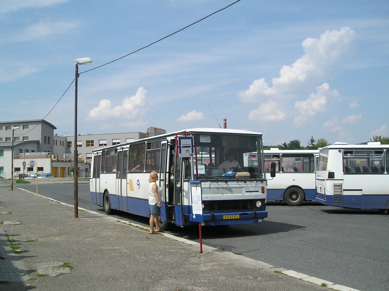 B732 na autobusovm ndra