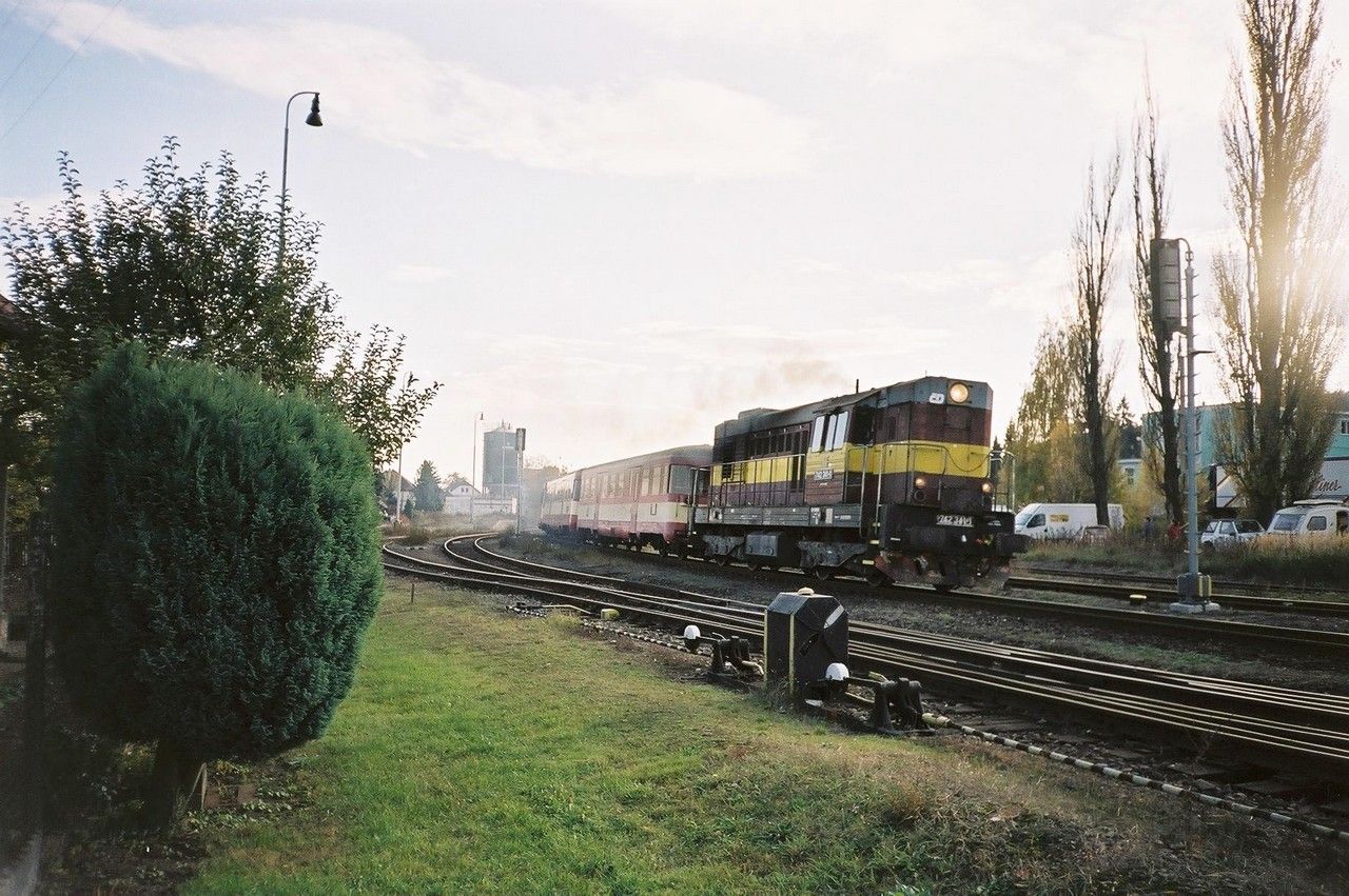 742.341 v Os z Plzn hl.n. do atce odjd z st. ihle (16:34) 27.10.2006