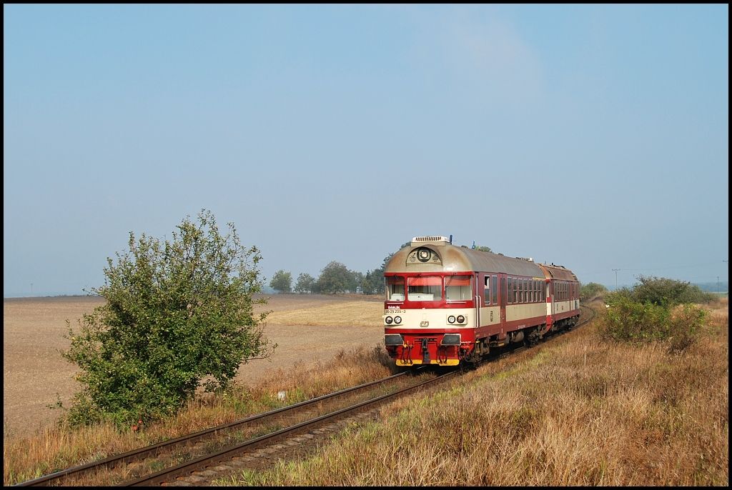 954.205 + 854.213 , 25.9.2009 , Veleliby , R 1109