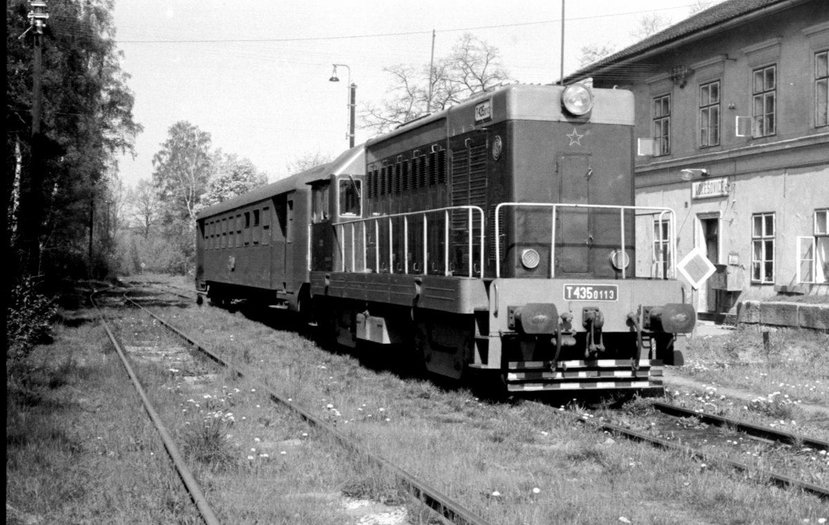 T 435.0113 Koleovice 16.5.1982 os 86141 do Krup