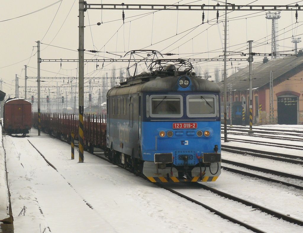 123 019-2 Olomouc(9.2.2010,foto-Ale Krka)