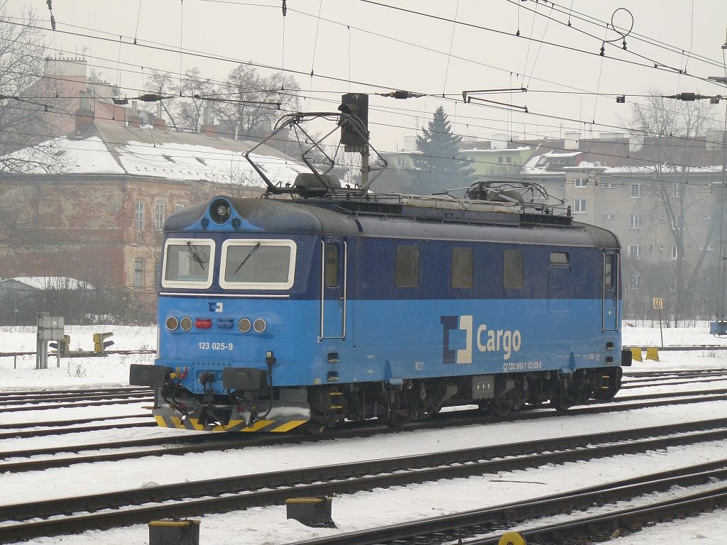 123.025-9 Olomouc(9.2.2010,foto-Ale Krka)