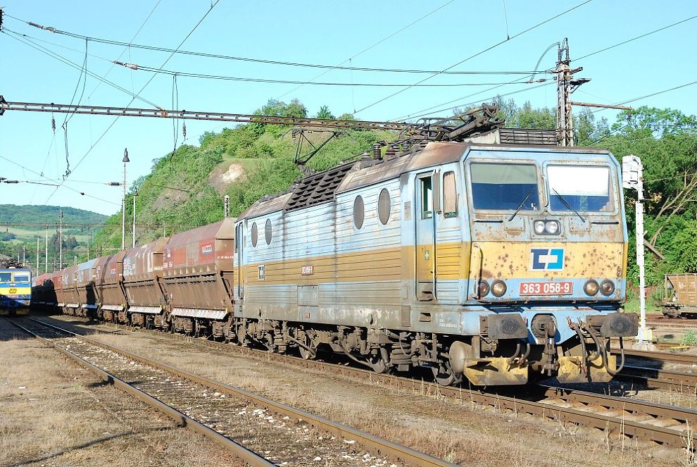 ES 499 1058_-_05.06.2010-_-st.Beroun - Pn 47 550.