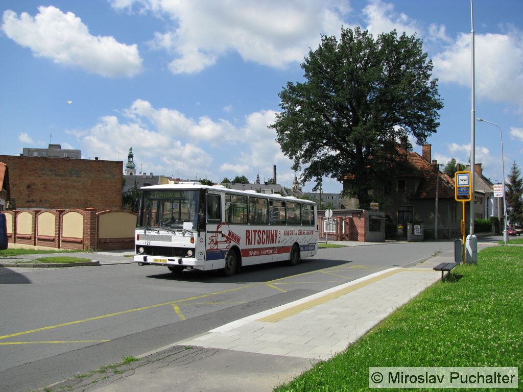 Ev. . 127 (Karosa B 731) v ulici Partyznsk.