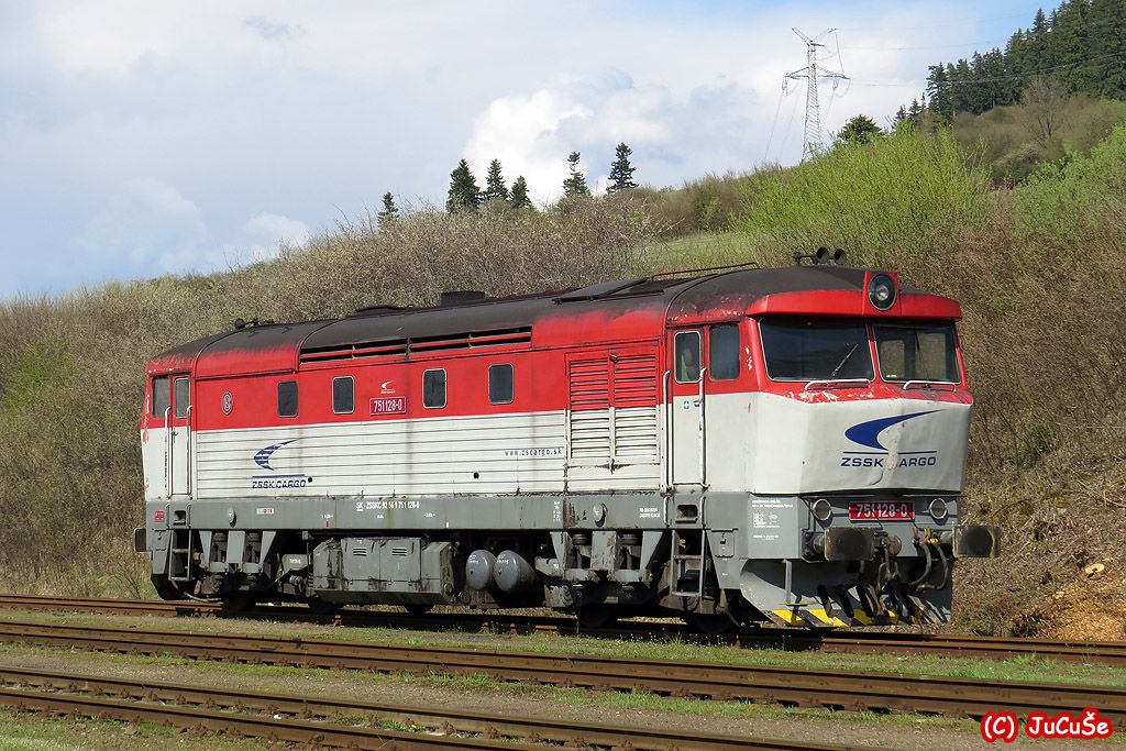 751 128-0, Horn tuba, 13.04.2016, foto: Juraj evk