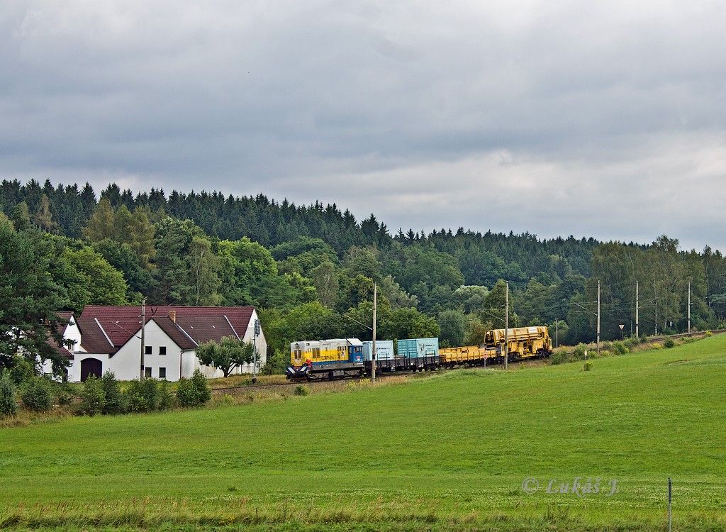 721.526 s Mazlikem jako Pn 164801, J.Hradec - Odb. Kanclov, 14.8.2014