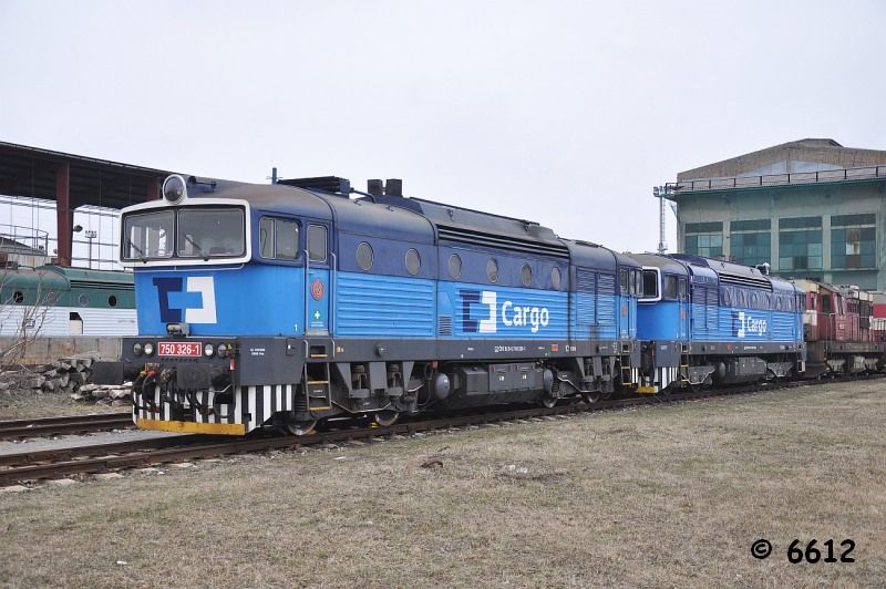 750.326+330, Nymburk depo, 4.4.2013