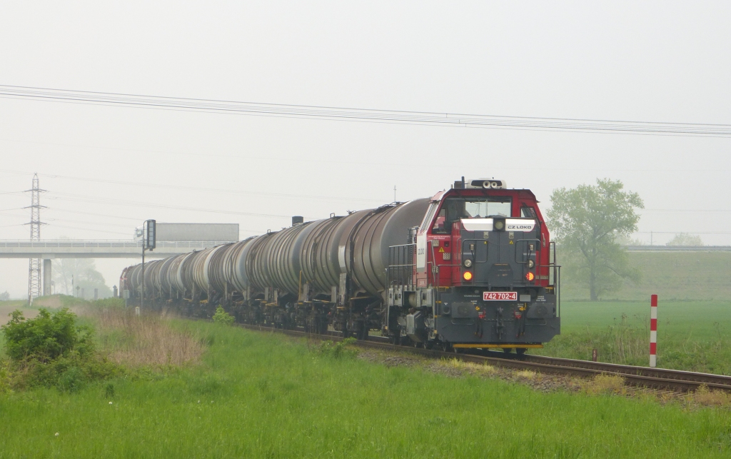 742 702-4 Huln-Tebtice(29.4.2014,foto-Ale Krka)