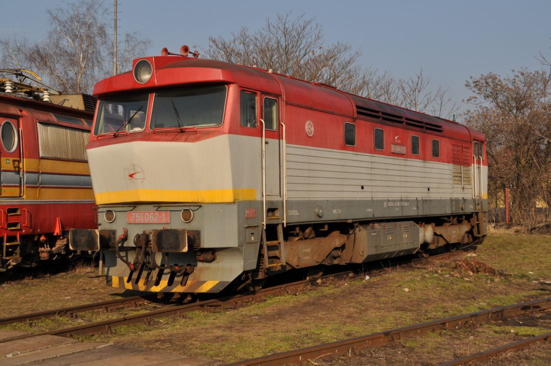 751 062-1 Nov Zmky 26.2.2011