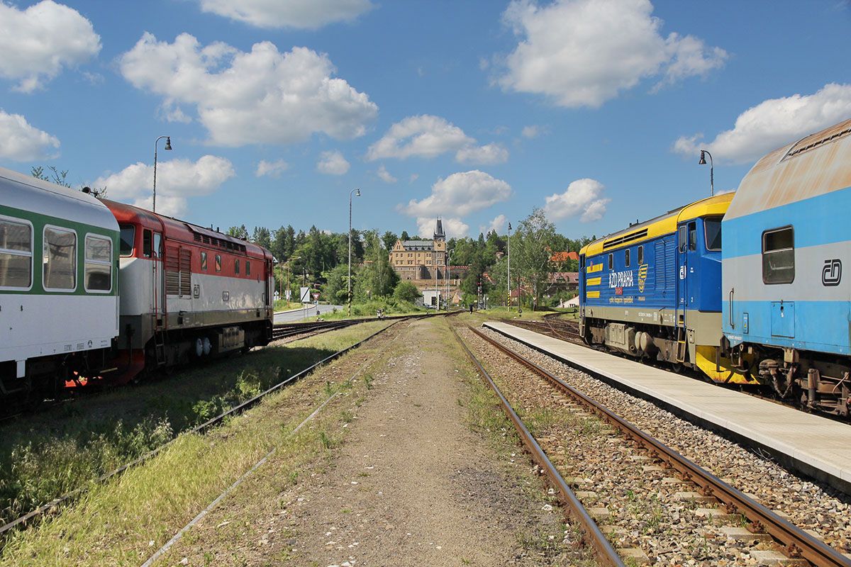 749.039 + 006, Os9206 + sprava pre Sp1832, Zru nad Szavou, 25.5.2014