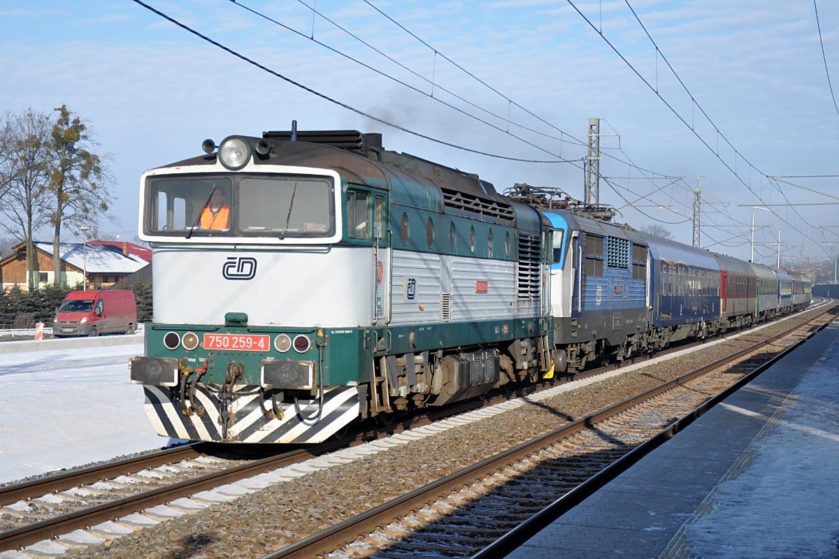 750 259+151 020 Ex 141 BESKYD, Hrdek 3.2.2011