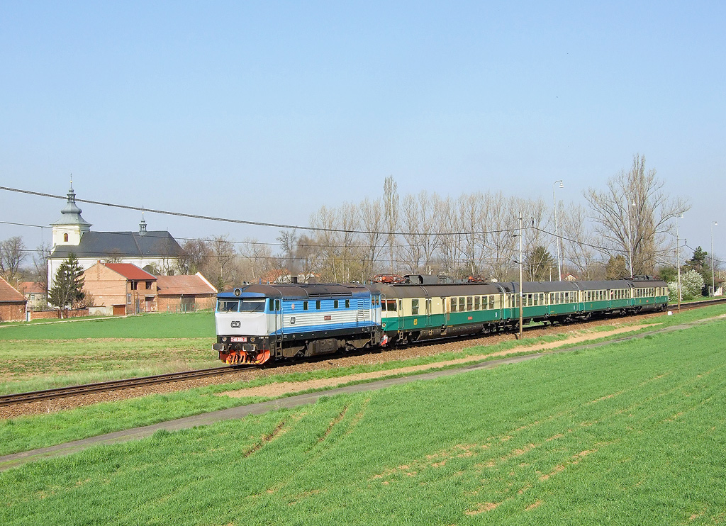 749.259, Os 3835, Vrahovice, 26.4.2013