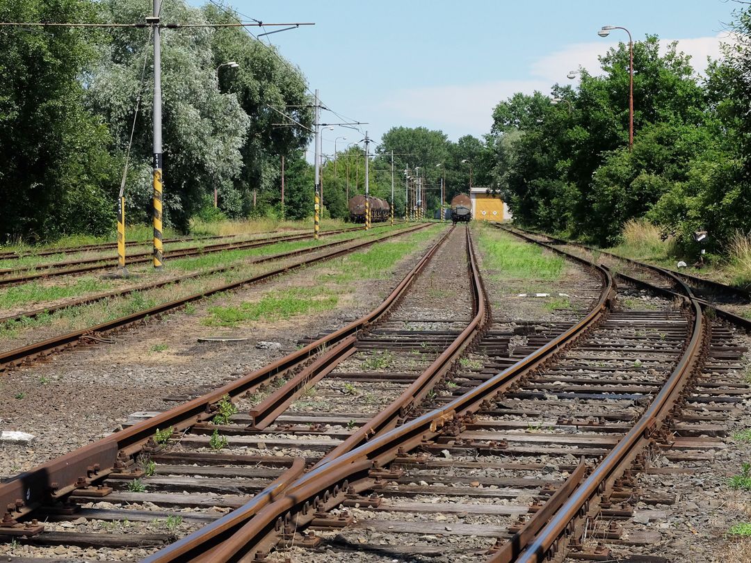 pohled na pedvac kolejit smrem k remze