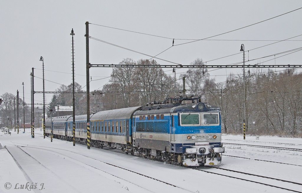 242.249, R 665 Jakub Krn, J.Hradec, 4.1.2016