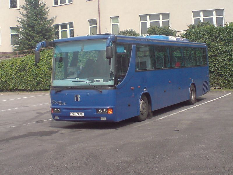 SlovBus