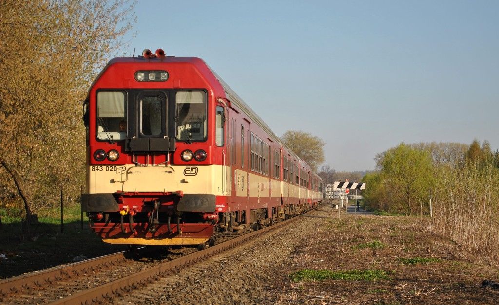 843 020-9 R 881 23.4.2010 Krnov-Cviln