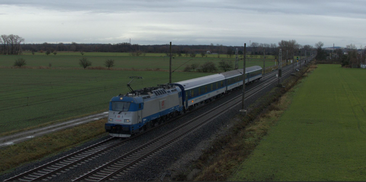 380.007 - Nov ves u Kolna IC 576 20.12.2023